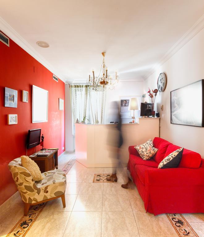 Hostal Barrera Madrid Exterior photo